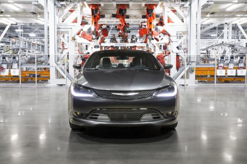 Chrysler 200 Factory Tour