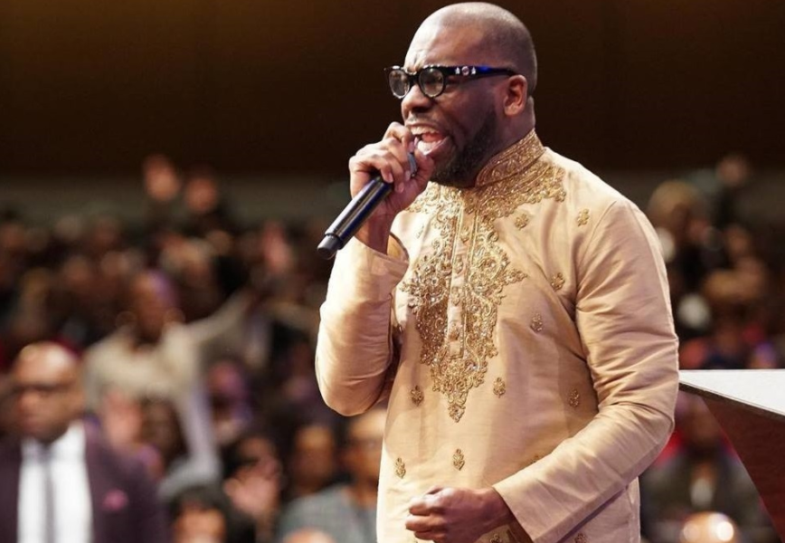 Jamal Bryant on his 'bittersweet' transition from one black megachurch to  another