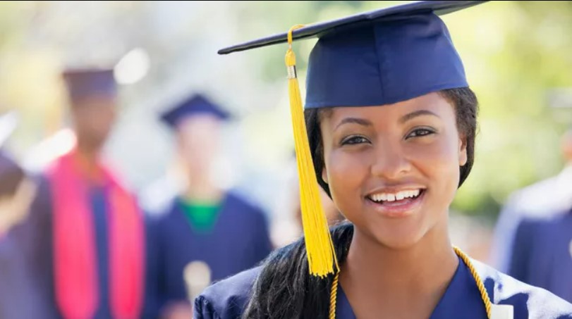 19-Year-Old Black Woman Makes History As The Youngest Law School ...