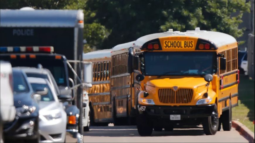 14 estudiantes y 1 maestro muertos tras tiroteo en escuela primaria de Texas | La crónica de Michigan