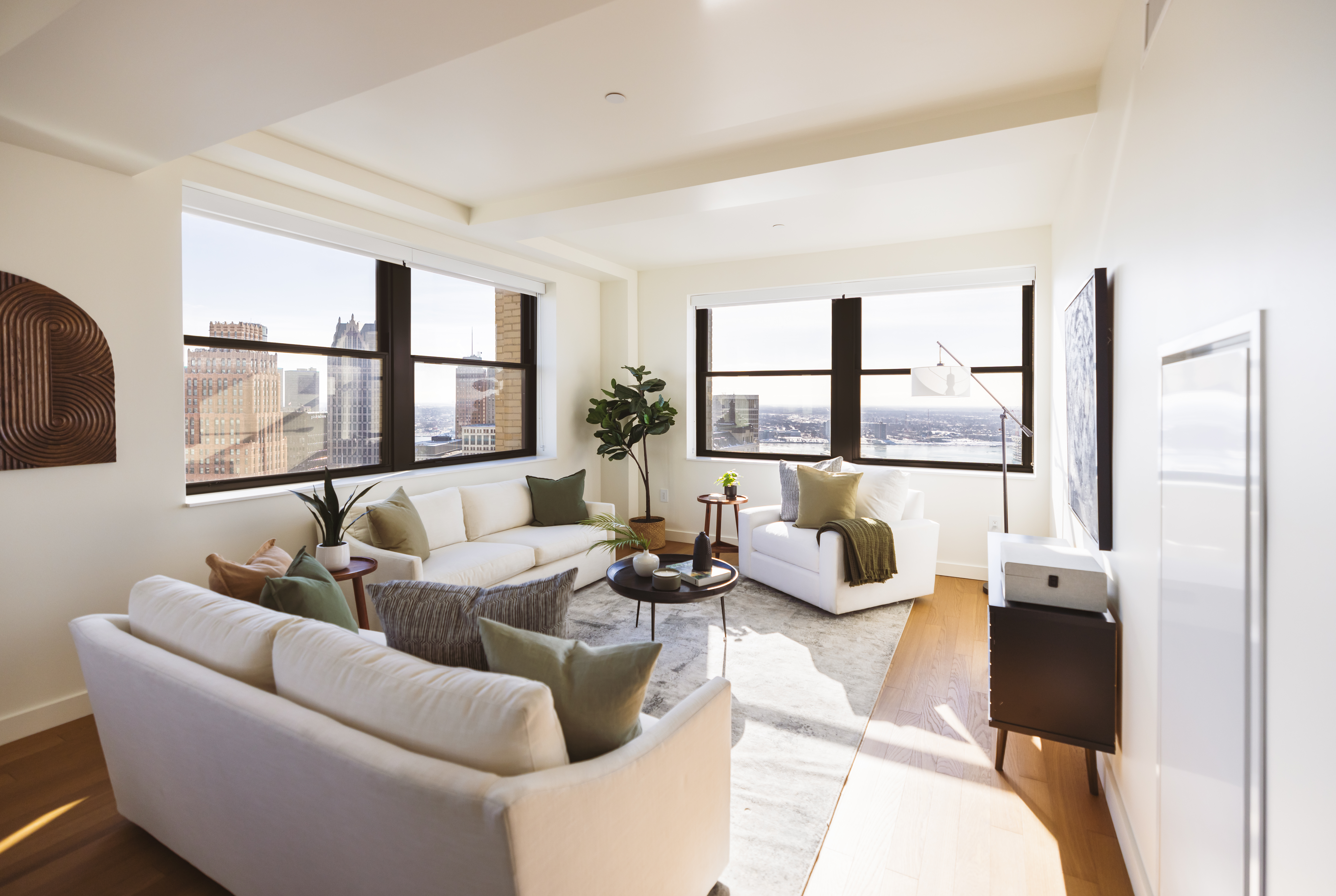 BookTower-Staged1Bedroom-20230131-002