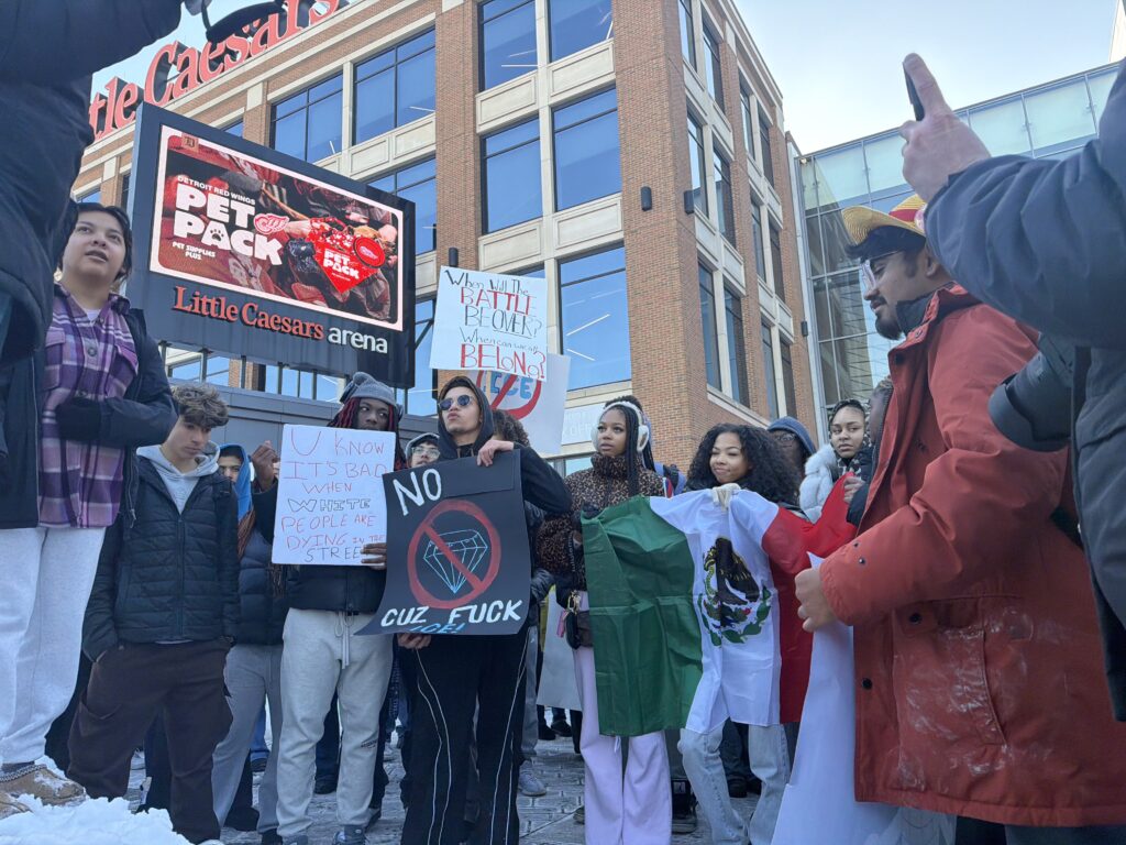'National Shutdown' in Detroit: Cass Tech High School Students Walk Out ...