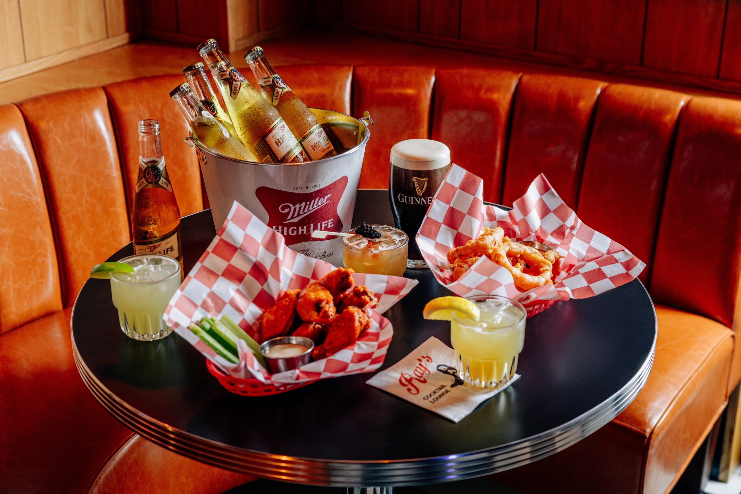 Ray’s Brings Neighborhood Bar Vibe to Downtown Detroit